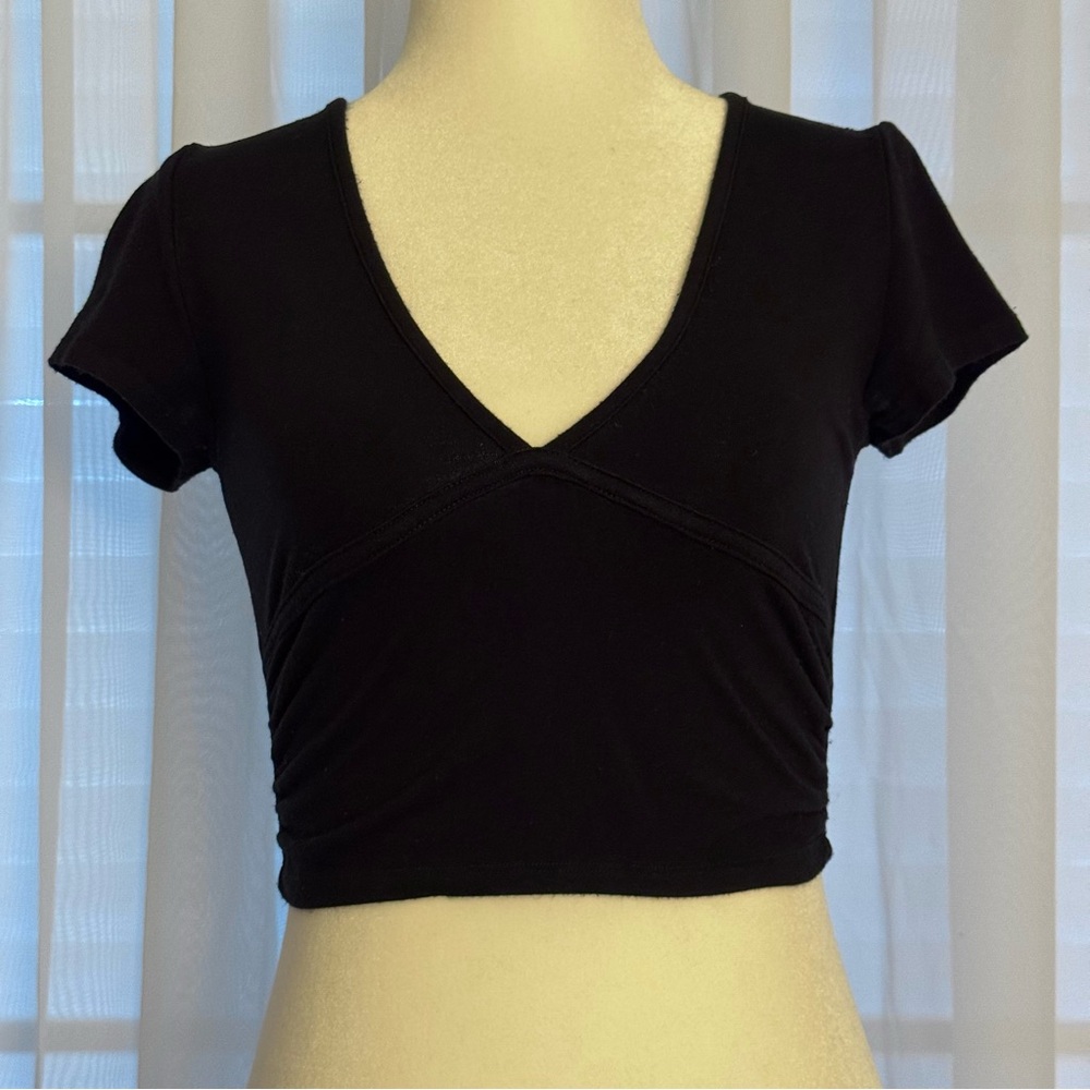Garage Clothing V-neck cropped top